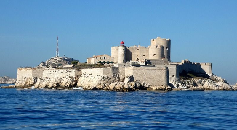 Visitar el Castillo de If, una de las cosas que hacer en Marsella