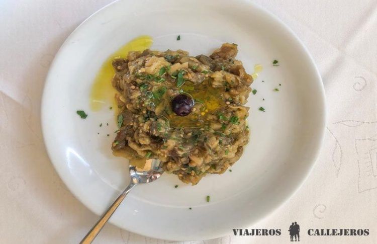 Melitzanosalata, uno de los platos que probar en los restaurantes de Atenas