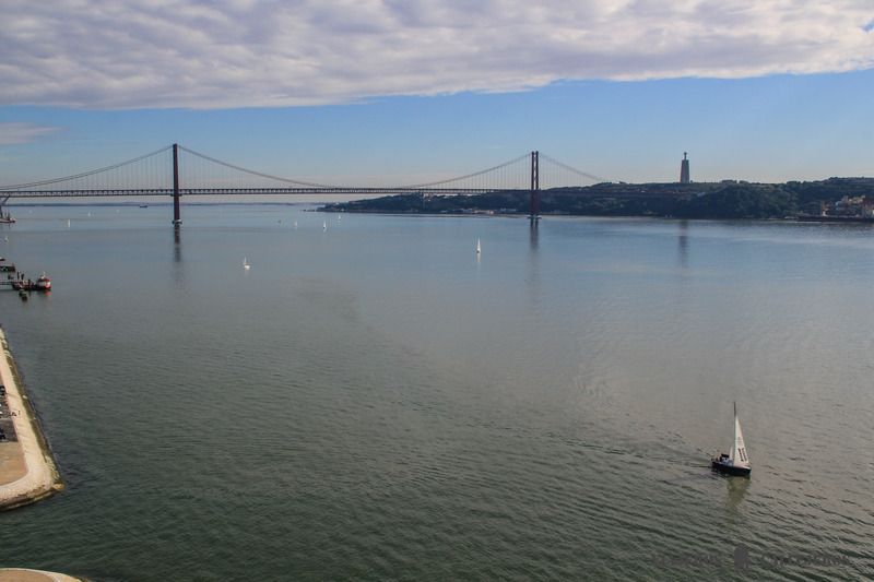 Paseo en Barco, uno de los tours en Lisboa