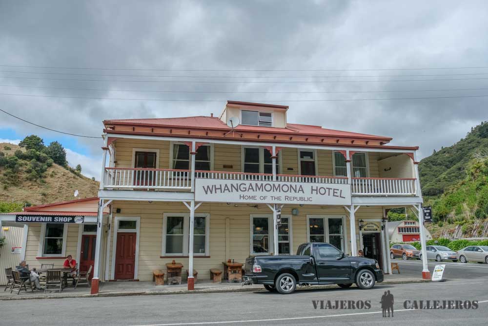 Whanganamoma