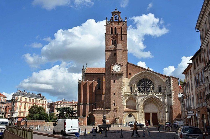 Catedral, uno de los lugares que visitar en Toulouse