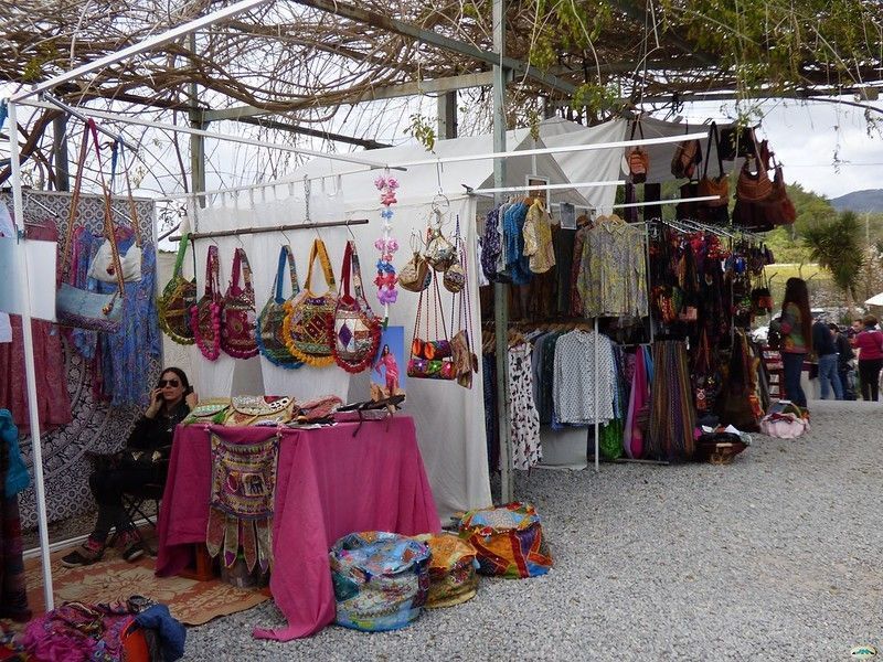 Comprar en Dalias, una de las cosas que hacer en Ibiza