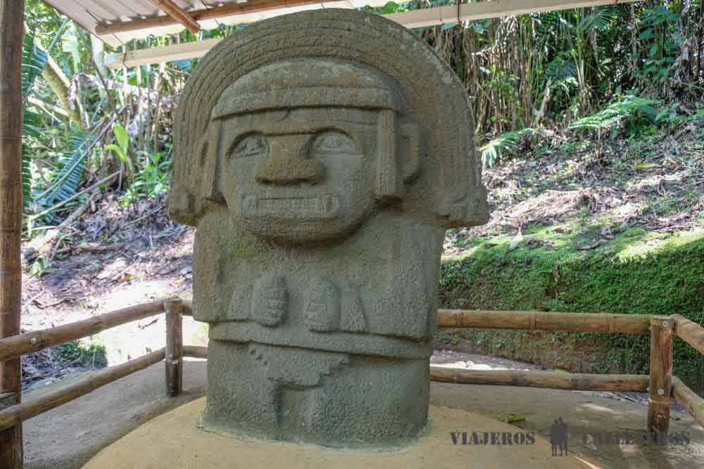 Escultura del Parque Arqueológico de San Agustín