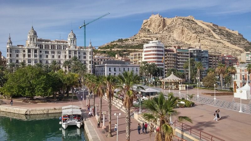 Explanada de España, otro de los lugares que ver en Alicante