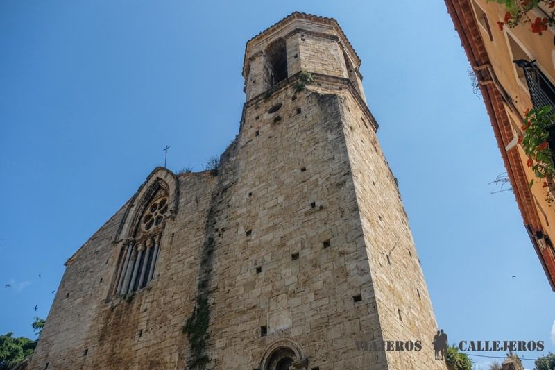 Iglesia de Sant Vicenç, uno de los lugares que visitar en Besalú