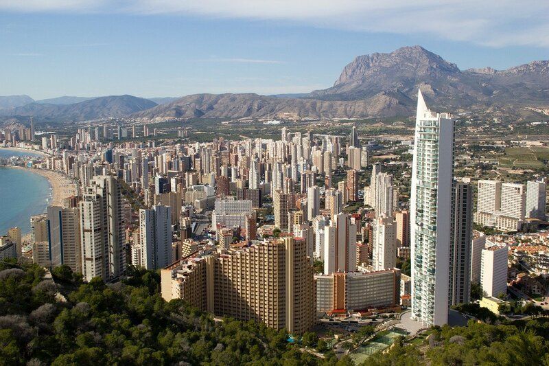 Mirador de la Cruz, uno de los lugares que ver en Benidorm