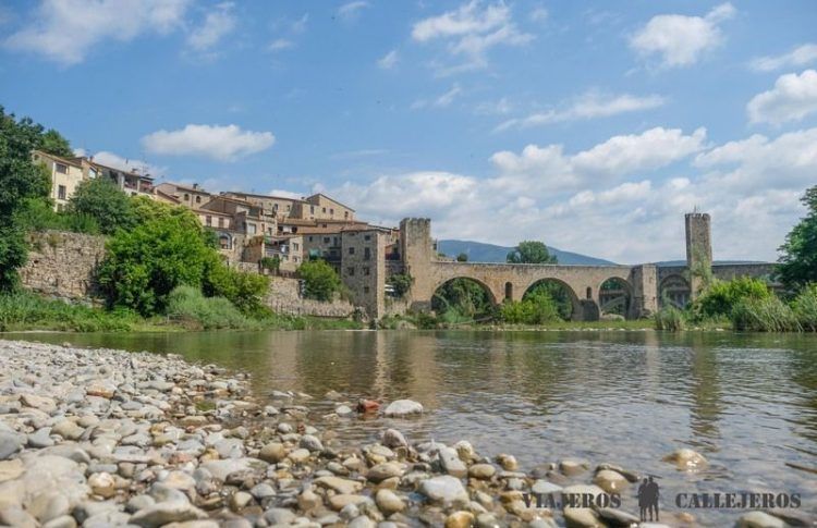 Vistas de la localidad, una de las mejores cosas de los free tours en Besalú