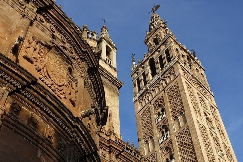 Sevilla, el mejor lugar donde alojarse para visitar Itálica