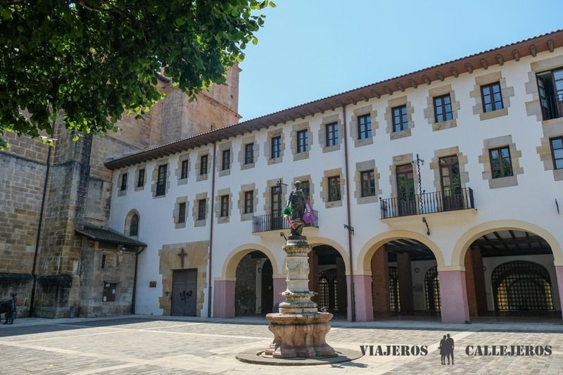 Convento de San Francisco, uno de los lugares que visitar en Bermeo