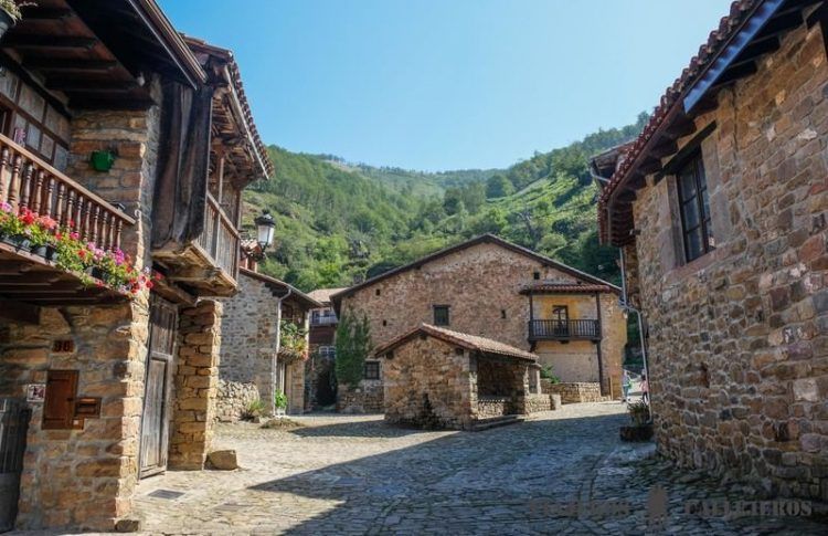 Bárcena Mayor, uno de los pueblos que no puedes perderte al viajar a Cantabria