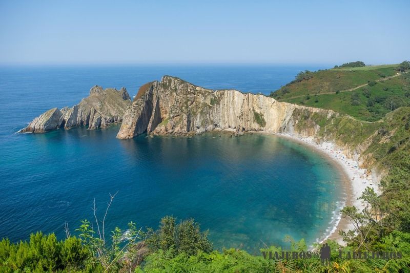 Playa del Silencio, una de las cosas que hacer en Asturias