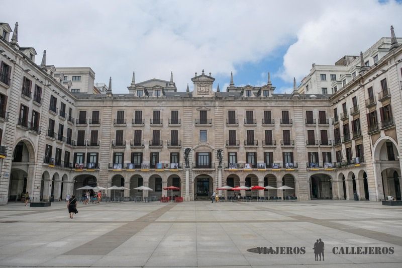 Plaza Porticada