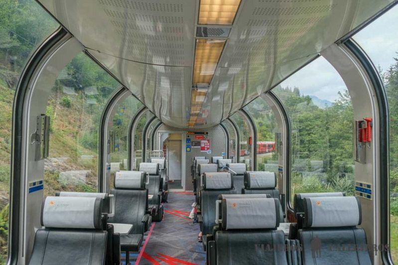 Bernina Express, otro de los trenes de la ruta en trenes panorámicos por Suiza