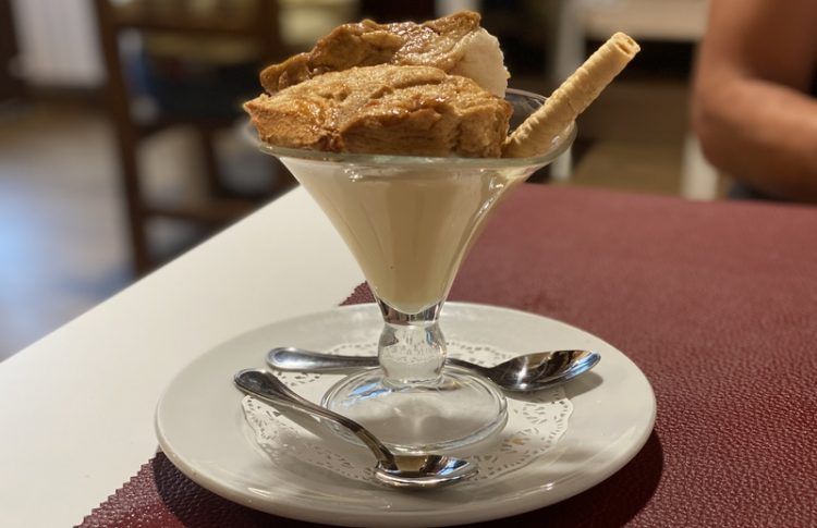 Canónigo, uno de los postres que no puedes dejar de probar en los restaurantes en Liérganes