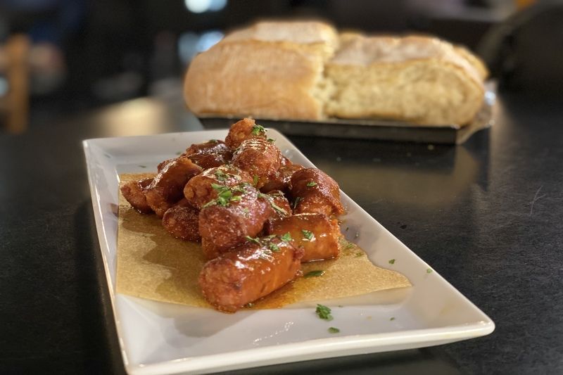 Chistorra en Sagartoki, uno de los mejores restaurantes en Vitoria