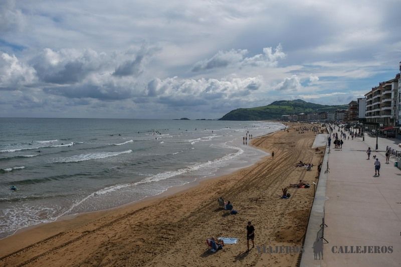 Playa de Zarautz, otra de las playas más bonitas del País Vasco