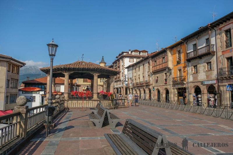 Plaza del Capitán Palacios