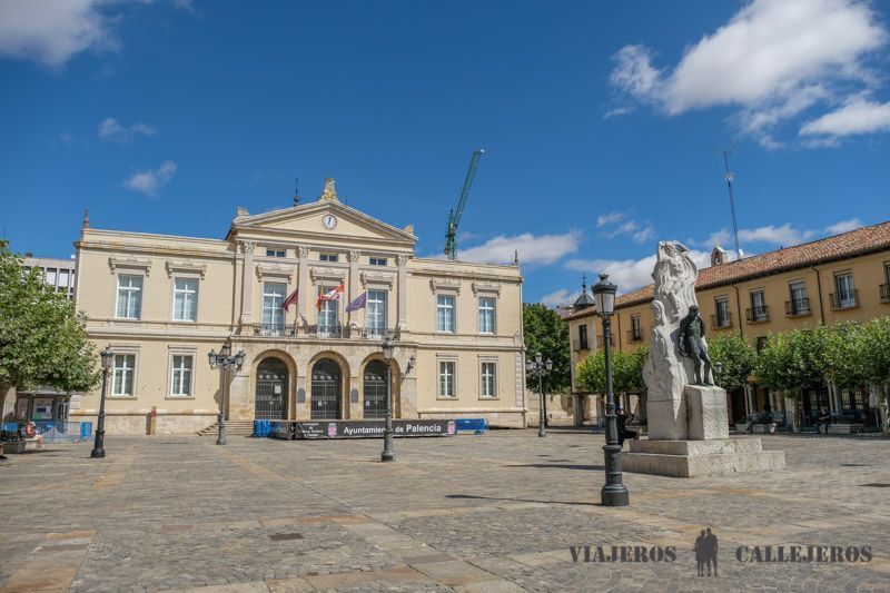 Plaza Mayor, uno de los lugares que ver en Palencia