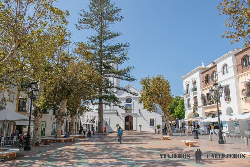Iglesia del Salvador, uno de los lugares que ver en Nerja
