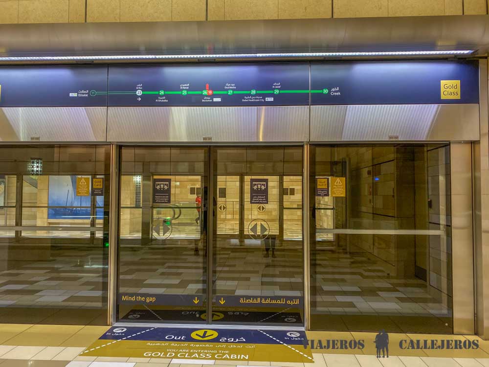 Metro de Dubái
