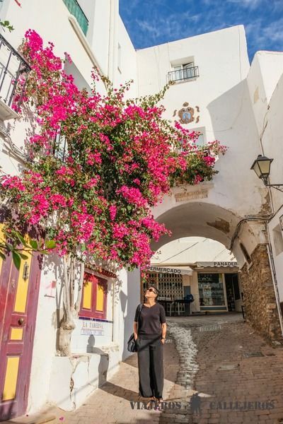 Puerta de la Ciudad, otro de los lugares que visitar en Mojácar