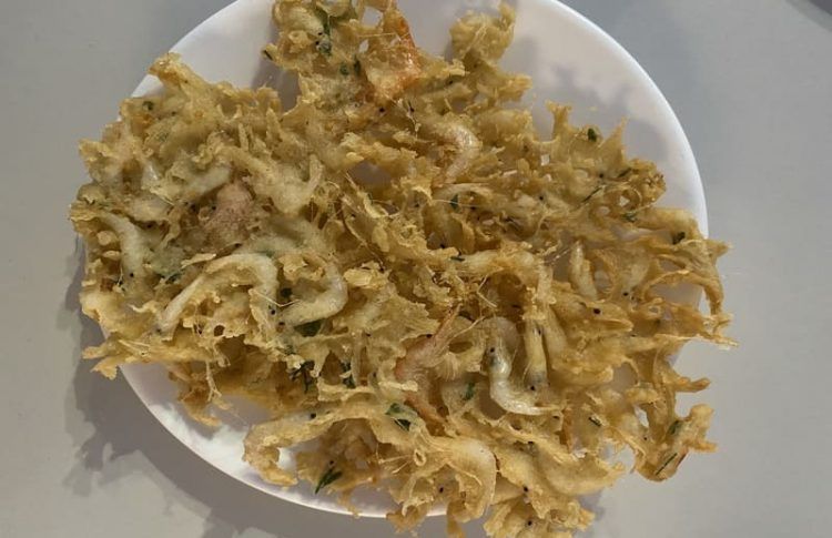 Tortillitas de camarones en Casa Balbino, uno de los restaurantes donde comer en Sanlúcar de Barrameda