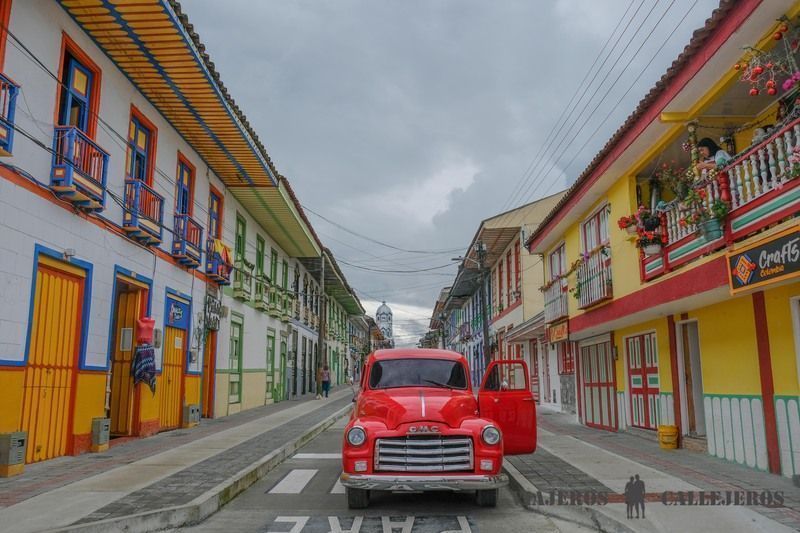 Visitar Filandia, una de las cosas que hacer en el Eje Cafetero