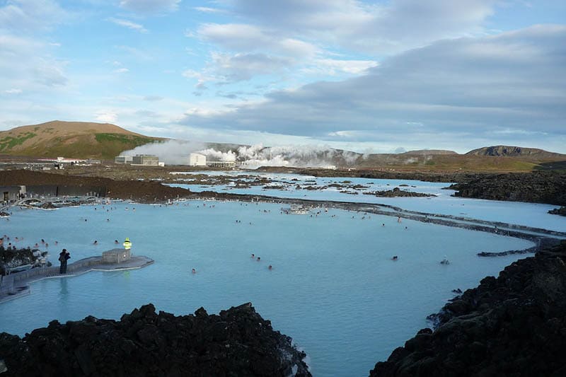 La Laguna Azul, uno de los lugares que ver en Islandia