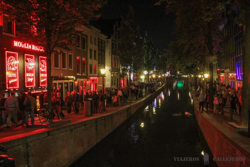 Barrio Rojo, uno de los lugares que ver en Ámsterdam