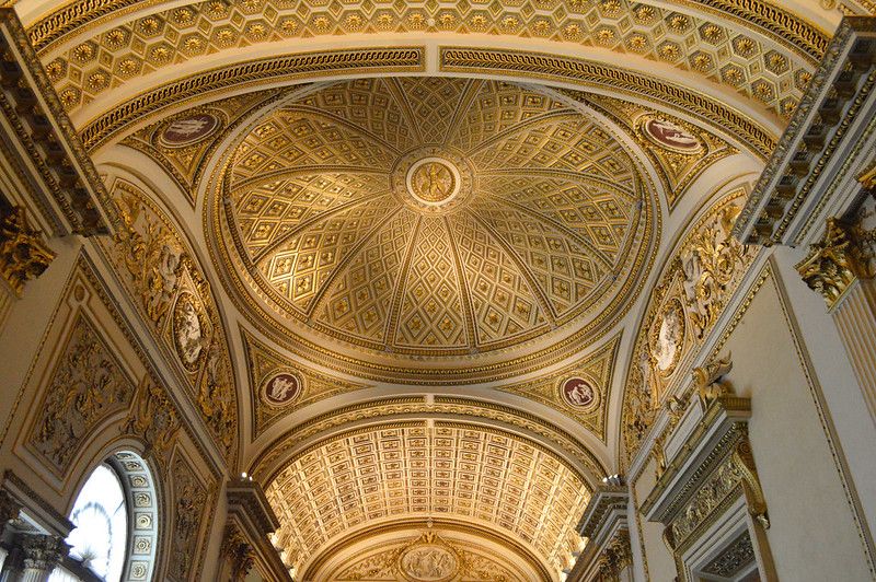 Detalles de los techos de la pinacoteca