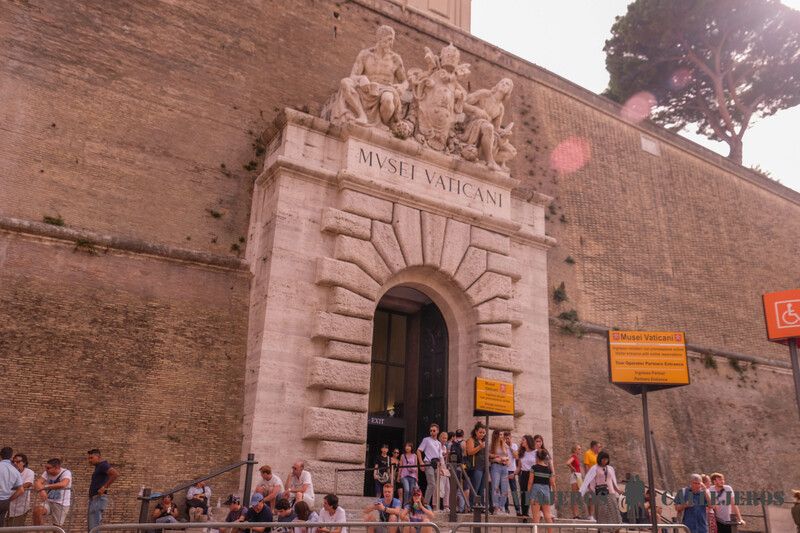 Entrada a los Museos Vaticanos