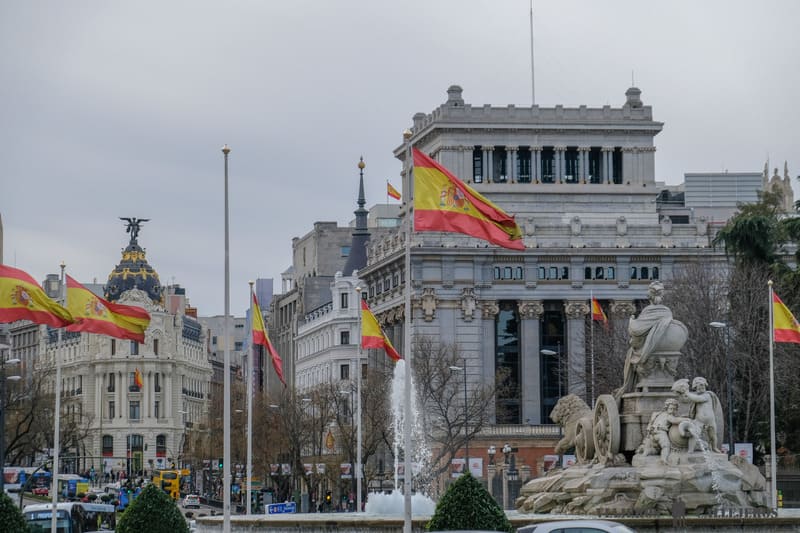 Plaza de Cibeles, otra de las plazas que visitar en Madrid