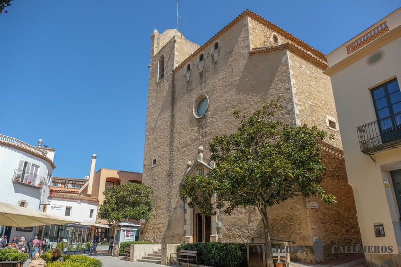 Iglesia de Sant Pere y Santa Reparada, uno de los lugares que visitar en Begur más bonitos