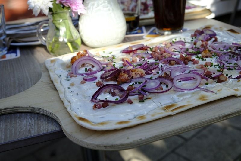 Tarte Flambée, un plato que no puede perderte en los restaurantes de Colmar