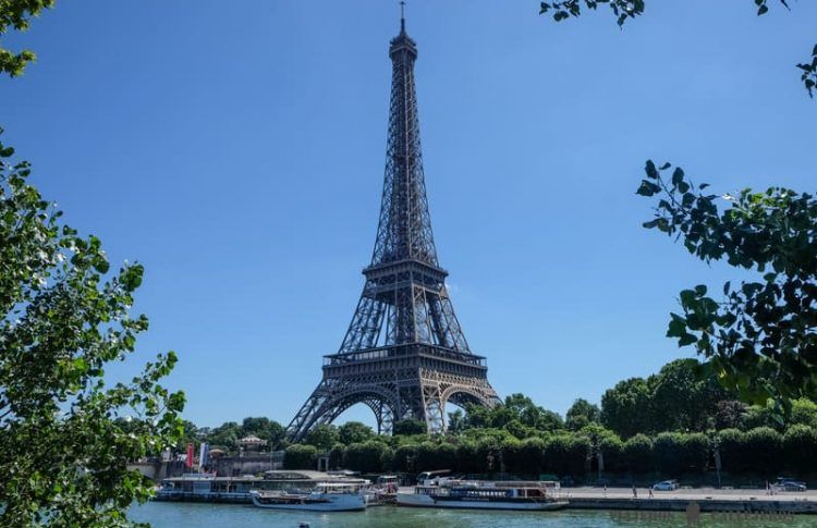 Visitar la Torre Eiffel en París