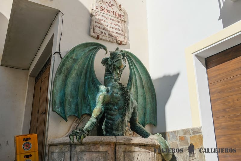Fuente del Dragón, otro de los lugares que ver en Soportújar