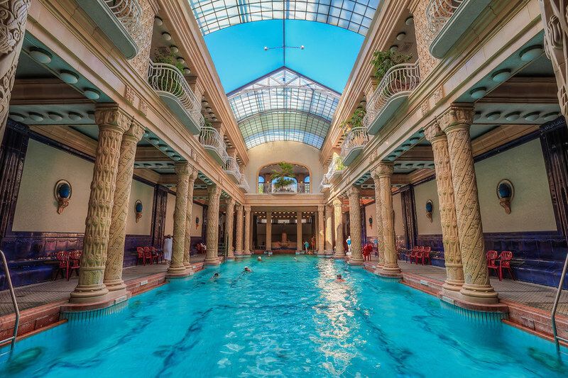 Relajarte en el Balneario Gellért, una experiencia única en la ciudad