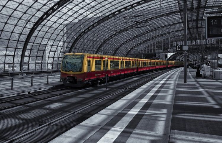Cómo ir al Campo de Concentración Sachsenhausen en tren