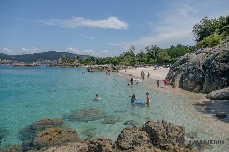 Playa de la Ría de Aldán, una de las playas que ver en Galicia