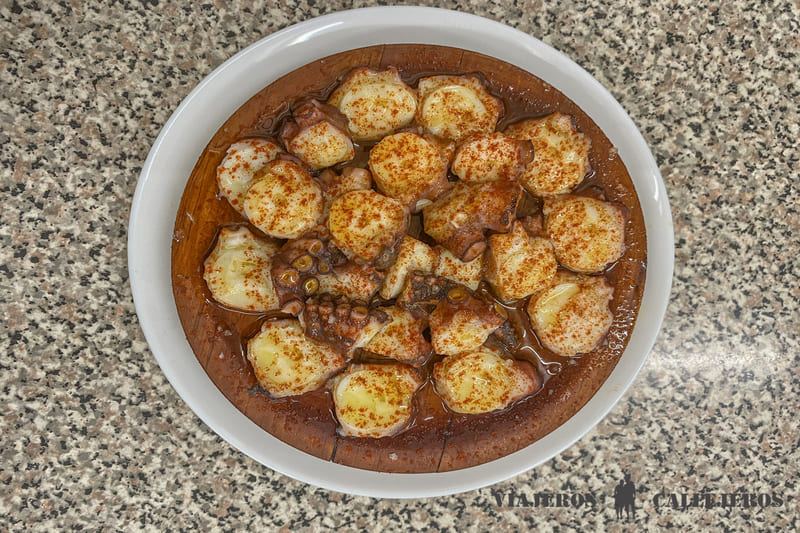 Pulpo à Feira, uno de los platos que no puedes dejar de probar en los restaurantes de Tui