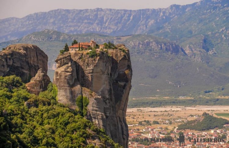 Meteora, uno de los lugares que incluir en una ruta por Grecia en 7 días
